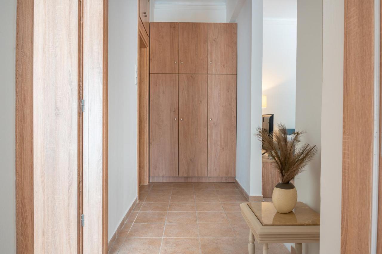 Stylish Central Renovated Apartment Iraklio Eksteriør billede